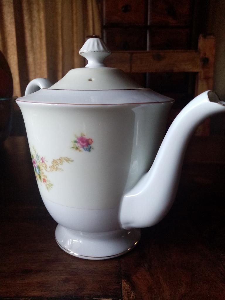 Belle théière vintage Noritake du Japon, Enlèvement ou Envoi