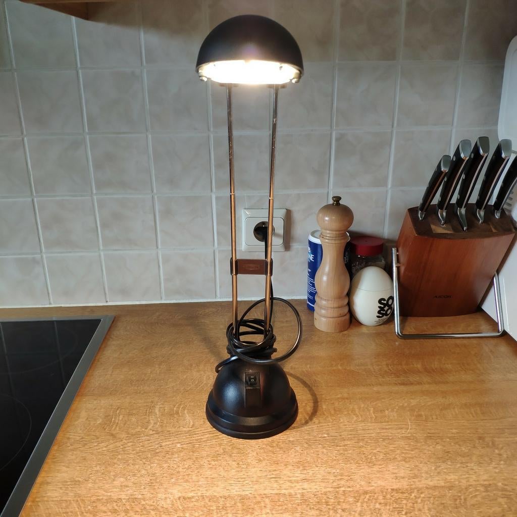 Lampe de bureau halogène IKÉA à Liège, Enlèvement, Comme neuf