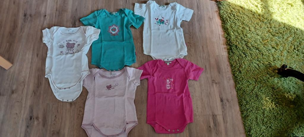 Body bébé 23 mois, Enlèvement, Utilisé, Vêtements de nuit ou Sous-vêtements