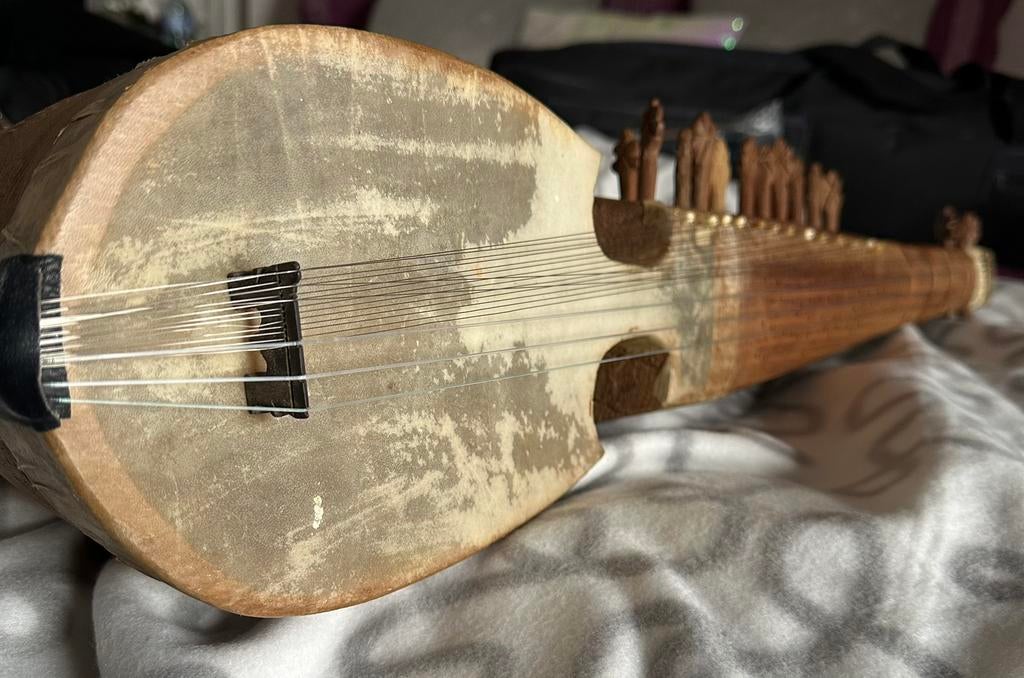 Robaab, Rubab, Rebab, Rabab + zijn koffer, Ophalen, Gebruikt