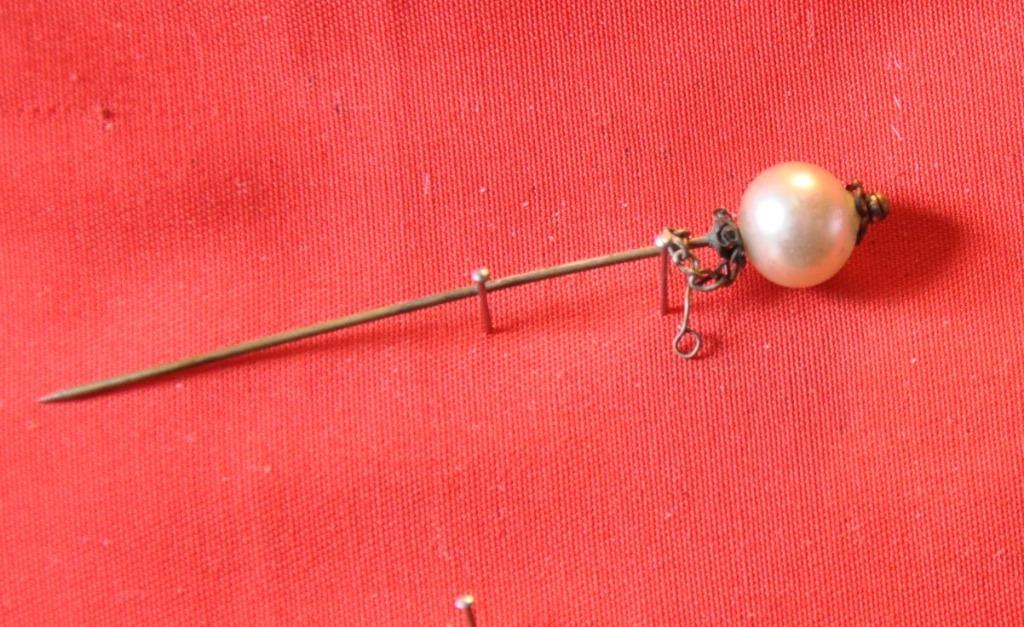 epingle a cravate avec perle nacrée, Enlèvement ou Envoi, Autres types