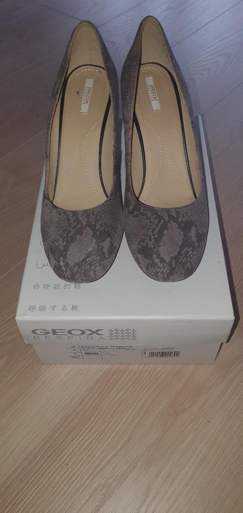 Dames schoenen/Chaussures femme GEOX, 39, Vêtements | Femmes, Chaussures, Geox, Chaussures à haut talons, Comme neuf, Brun
