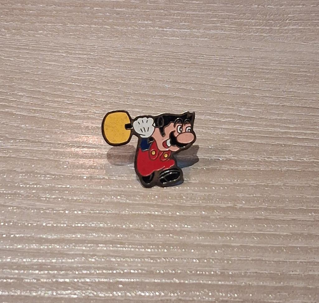 PIN - MARIO BROS - NINTENDO, Collections, Envoi, Utilisé, Figurine, Insigne ou Pin's