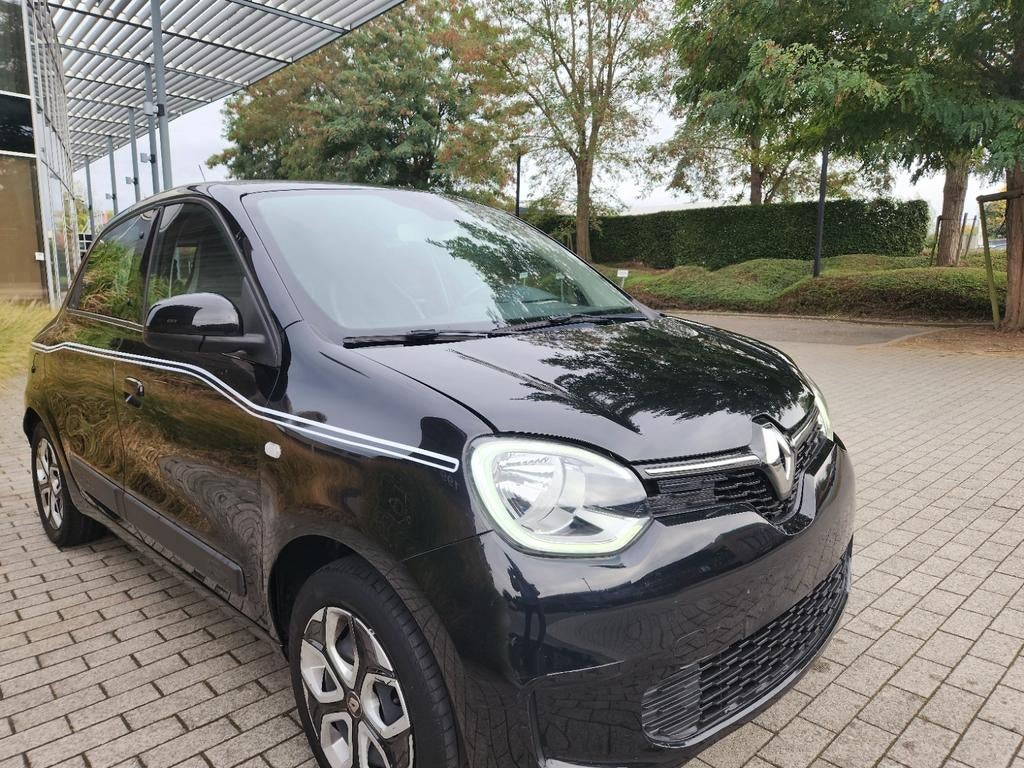 Renault twingo 
Face lift !
Année 2022/ 070.000 km, Auto's, Twingo, Bedrijf, Elektrische ramen, Euro 6