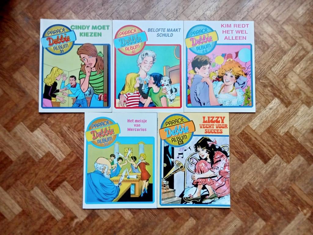 5 strips Debbie Parade Album, Boeken, Ophalen of Verzenden, Gelezen