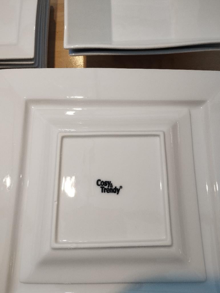 Servies, Maison & Meubles, Cuisine | Vaisselle, Enlèvement, Comme neuf, Autres styles, Service complet