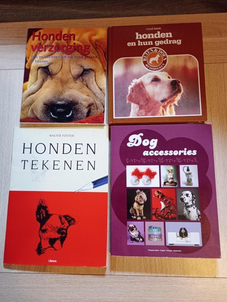 Leerrijke boeken over honden 1-3€/stuk, Ophalen of Verzenden, Gelezen, Honden
