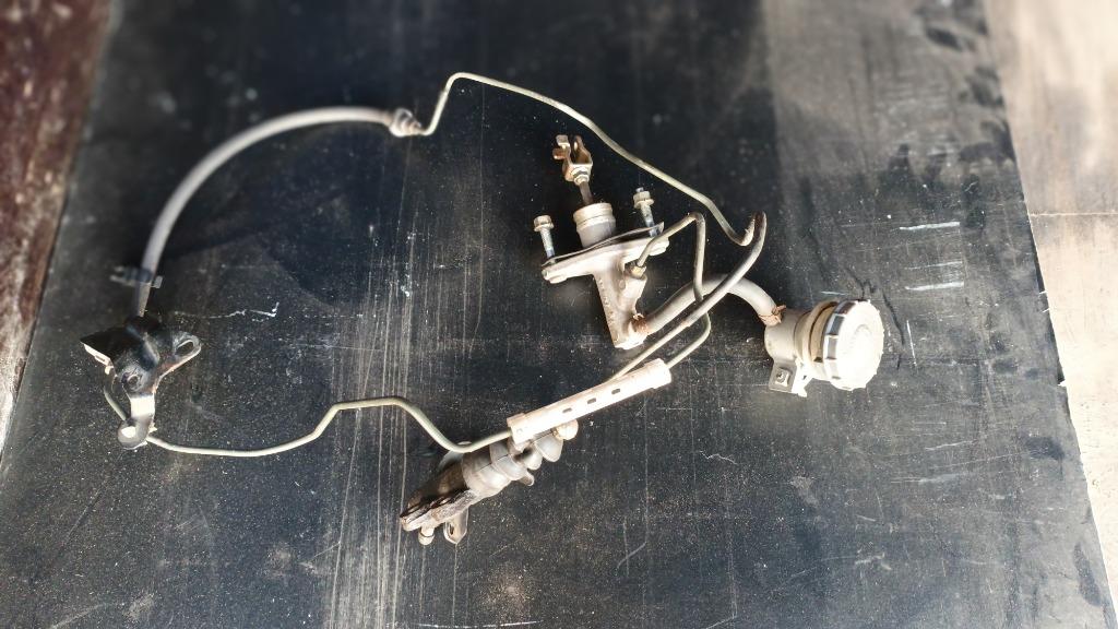 Pompes embrayage et durites Honda Civic EJ 96...., Enlèvement ou Envoi, Utilisé, Honda