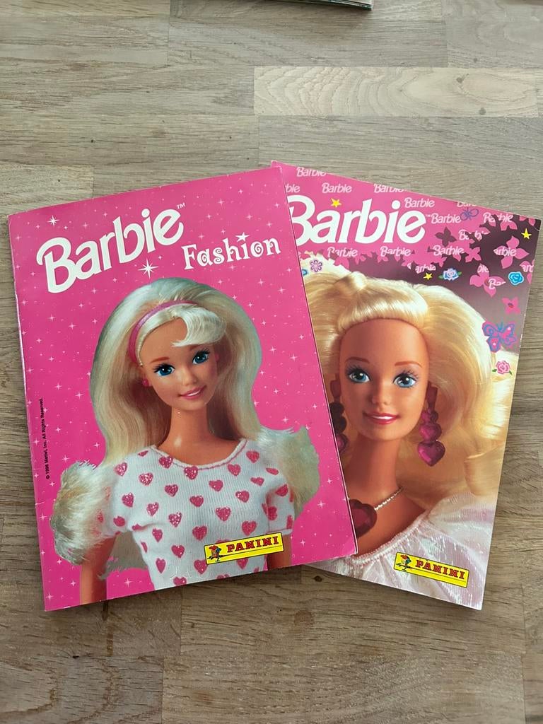 Panini Barbie Stickerboeken (1993/1996) – Volledig Compleet, Enlèvement, Comme neuf, Plusieurs autocollants