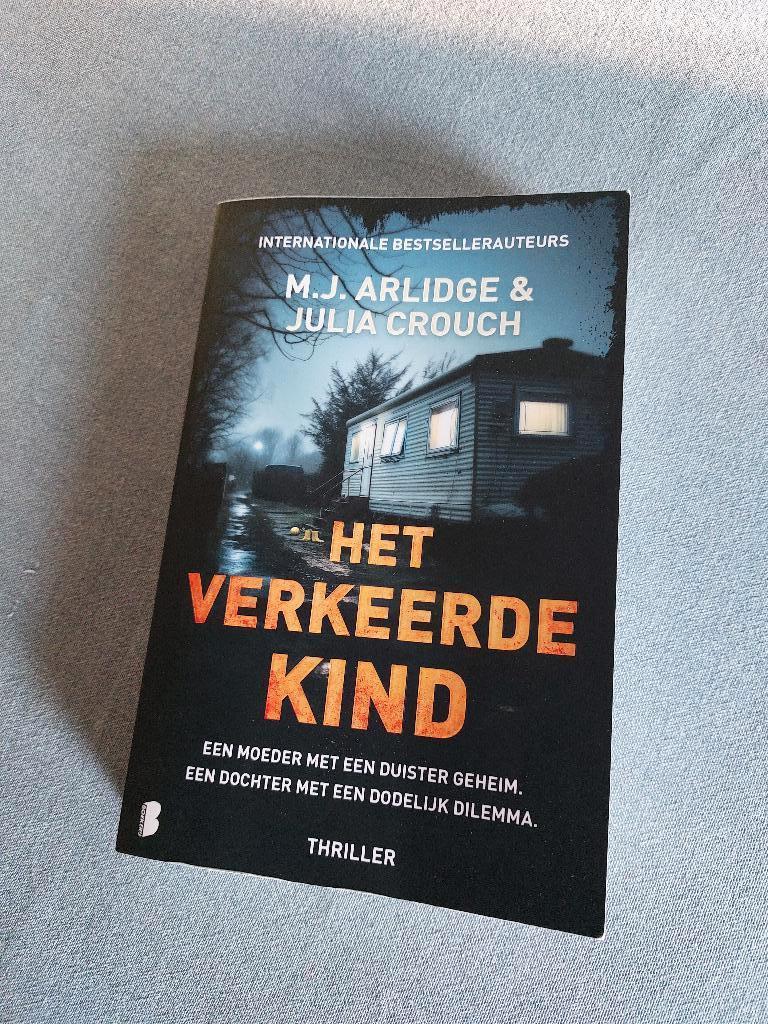 Spannend leesvoer: "Het verkeerde kind" van Arlidge & Crouch, Enlèvement, Comme neuf, M.J. Arlidge