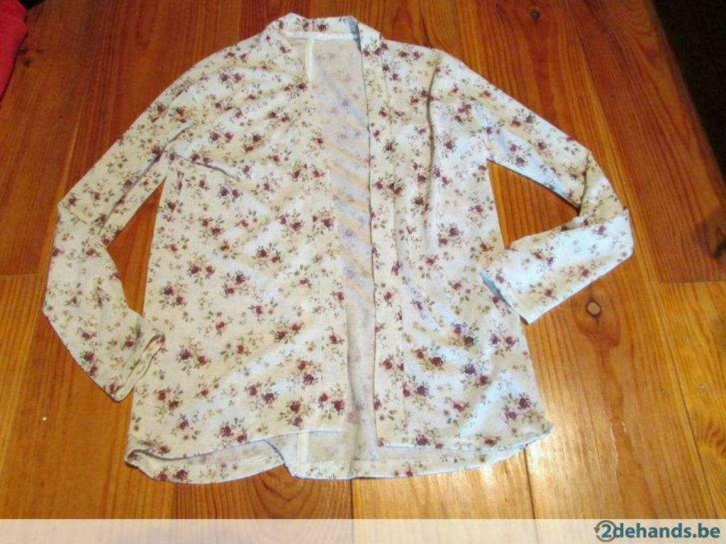 chemise sans boutons Bershka taille S, Envoi, Comme neuf, Fille