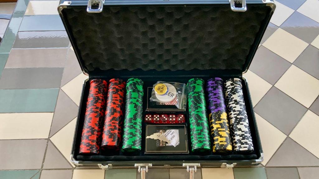 Professioneel pokerspel, Vijf spelers of meer, Ophalen, Nieuw, Pokéo