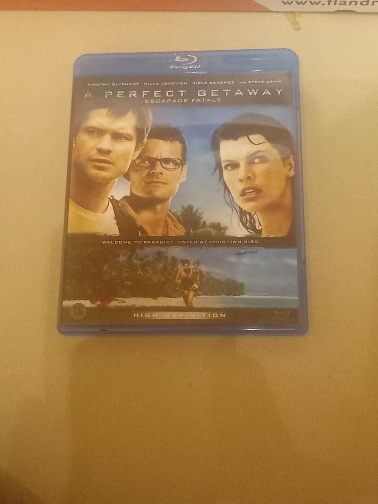 Blu-ray disc A Perfect Getaway, Ophalen of Verzenden, Zo goed als nieuw, Drama