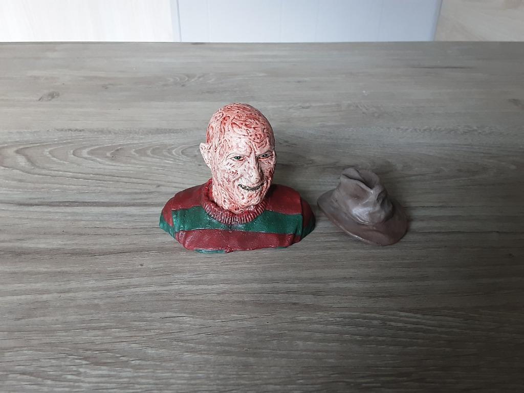 Freddy Krueger buste, A nightmare on Elm street., Verzamelen, Ophalen of Verzenden, Nieuw, Film, Beeldje, Replica of Model
