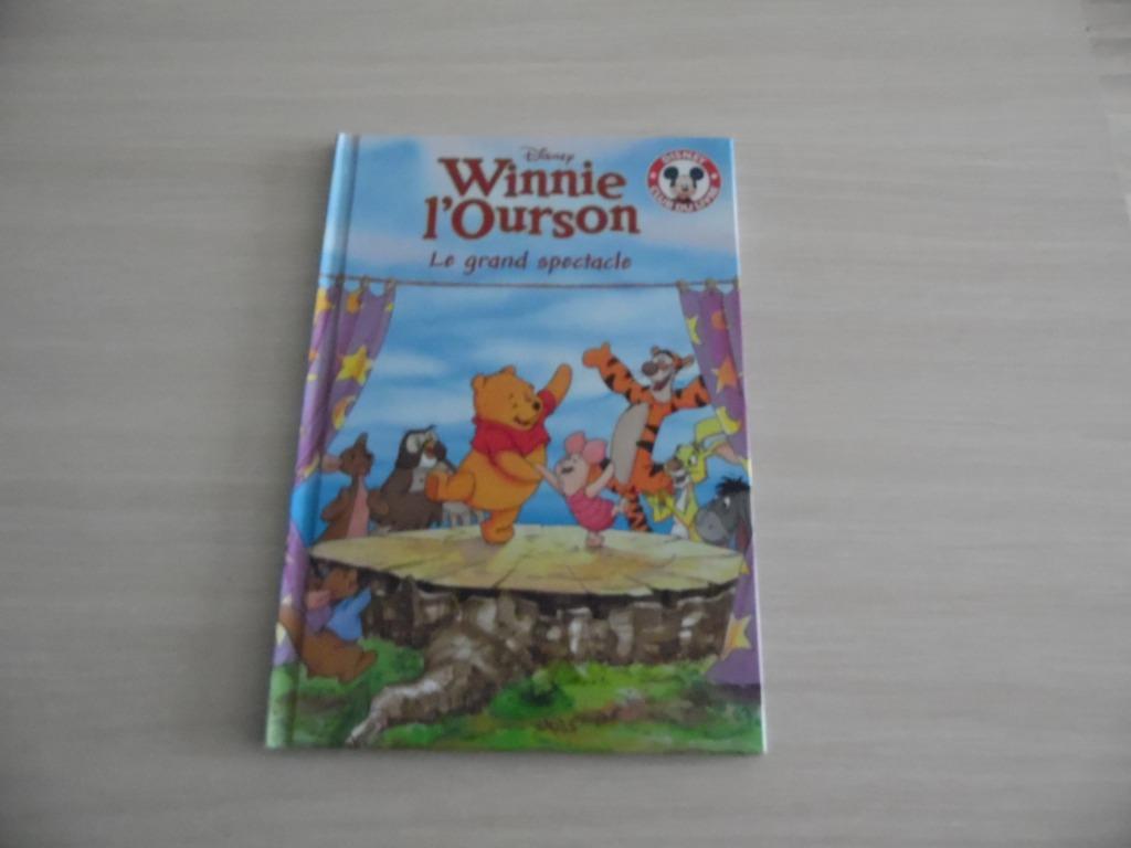 WINNIE L'OURSON LE GRAND SPECTACLE    MICKEY CLUB DU LIVRE, 5 of 6 jaar, Jongen of Meisje, Ophalen of Verzenden, Zo goed als nieuw