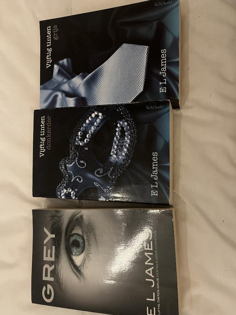fifty shades of grey boeken, Enlèvement, Comme neuf, El james, Amérique