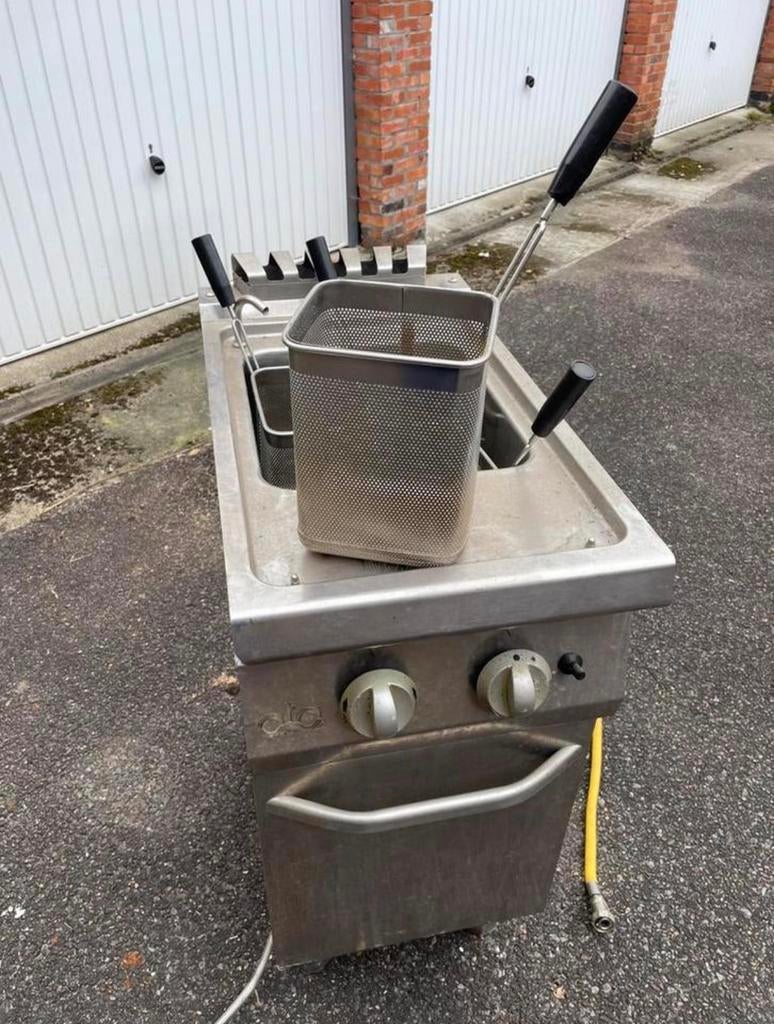 Pasta koker, Zakelijke goederen, Ophalen