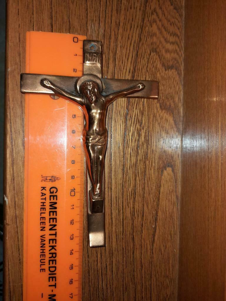 Croix en cuivre rouge par j.mp.c, Antiquités & Art, Enlèvement ou Envoi