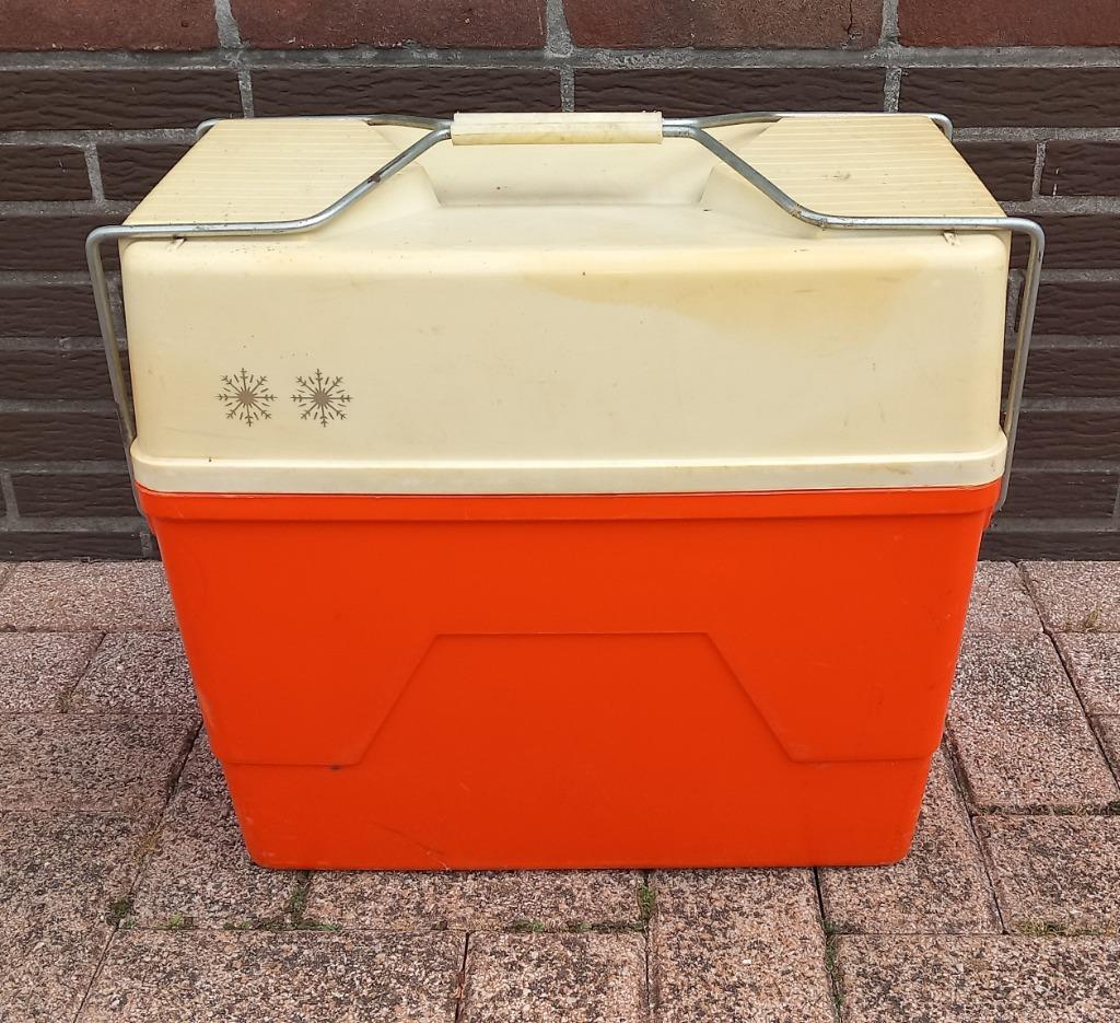 Vintage koelbox 70's, Caravans en Kamperen, Koelboxen, Ophalen, Zo goed als nieuw, Koelbox, Koelelement