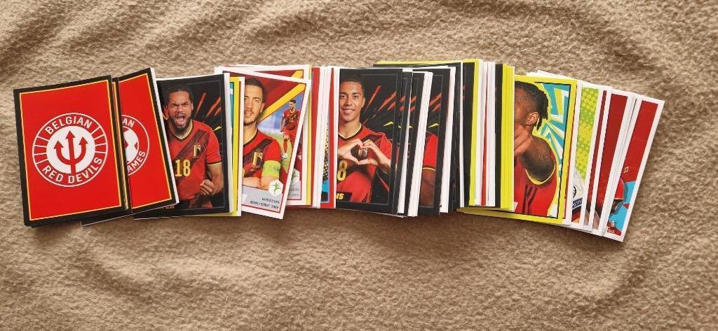 Panini - Carrefour 2022 - Closer to the Red Devils, Collections, Enlèvement ou Envoi, Neuf