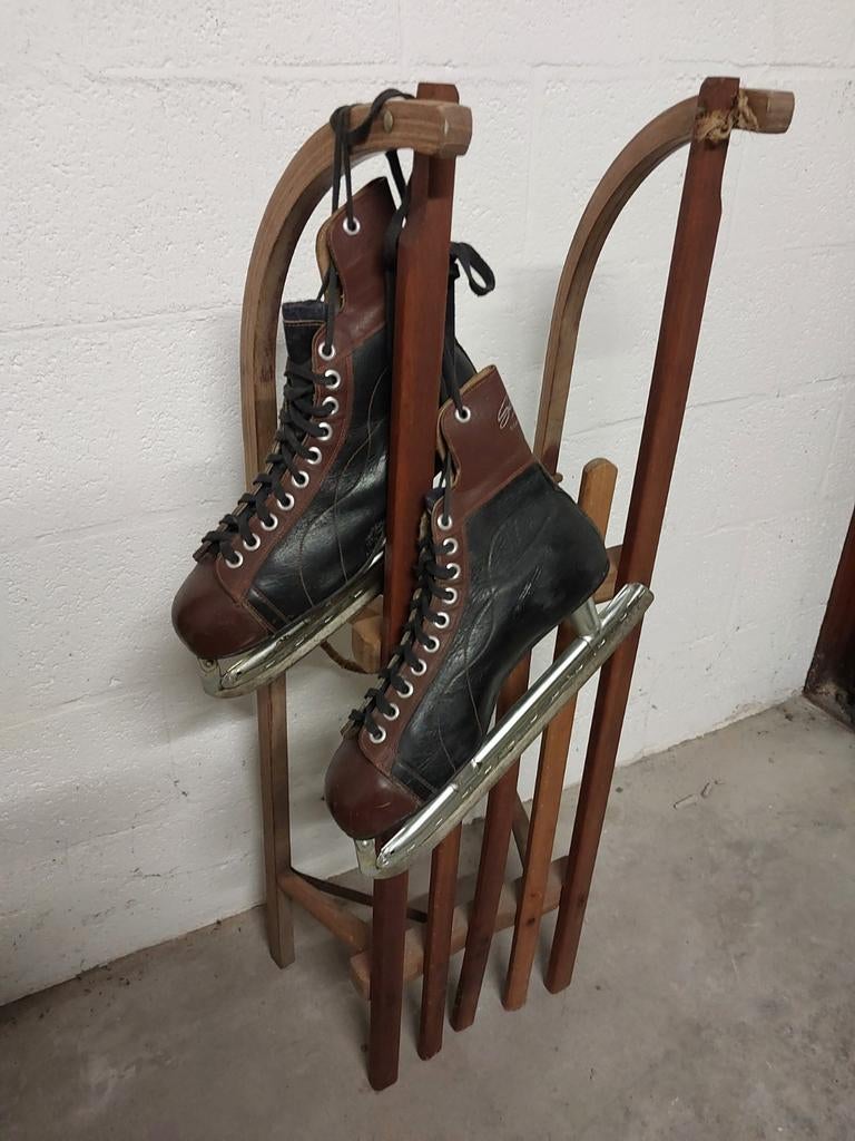 Authentieke schaatsen op slede - Eyecatcher voor interieur, Ophalen, Gebruikt