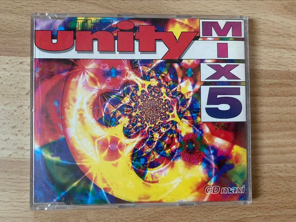 The unity mixers unity mix 5, Ophalen of Verzenden, Zo goed als nieuw, Dance Populair