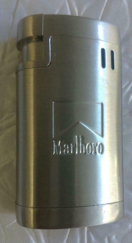 Briquet publicitaire aansteker Marlboro inox, Ophalen of Verzenden, Zo goed als nieuw, Aansteker