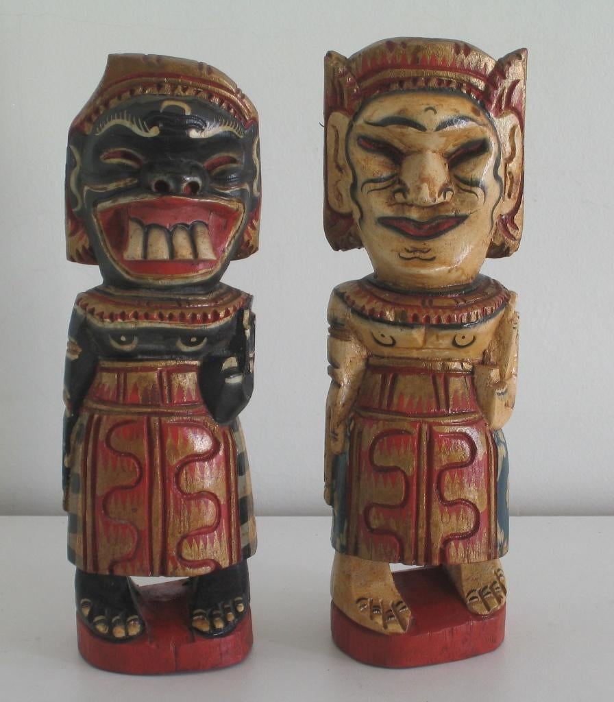 COUPLE EN BOIS - 8079, Enlèvement, Bois