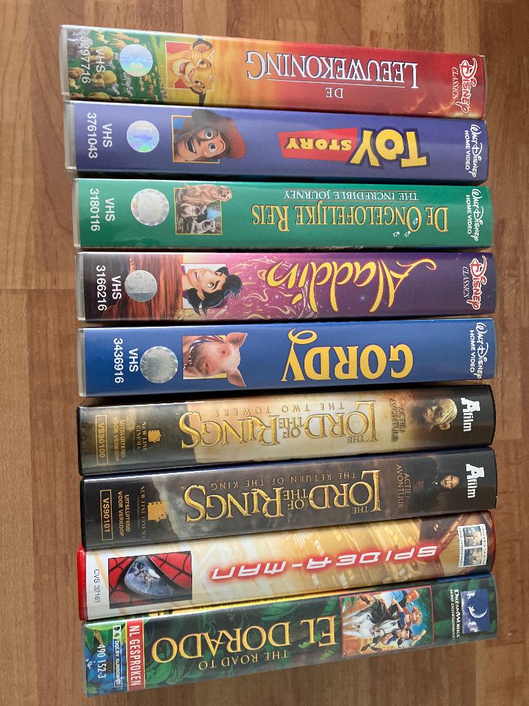 Video’s Disney, Lord of the Rings, …, Dessin animé, Tous les âges, Comme neuf, Enlèvement