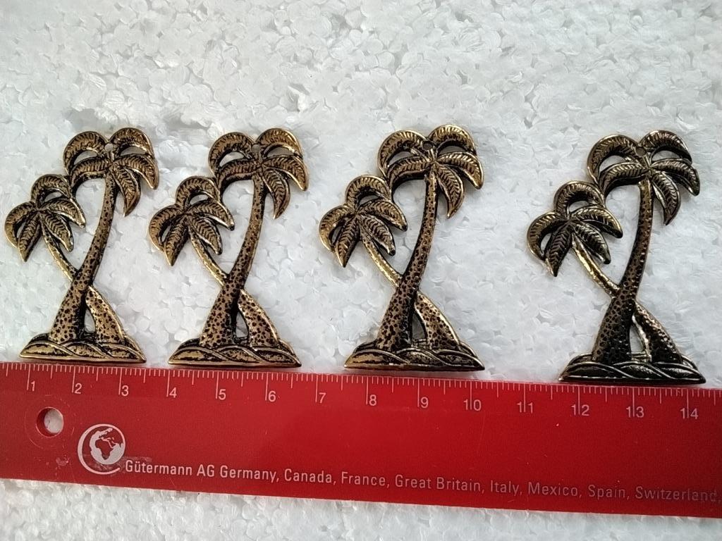 bedeltje om te naaien of op te hangen bronzen palmboompatroo, Ophalen of Verzenden, Nieuw, Applicatie