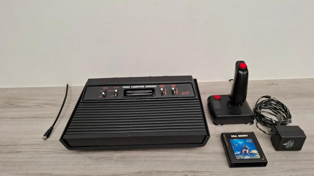 Atari 2600 Clone met 128 games in de console, Ophalen of Verzenden, Atari 2600