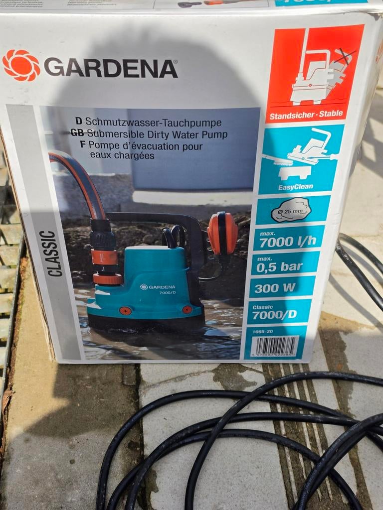 Dompelpomp Gardena. Vuilwaterpomp, Ophalen, Zo goed als nieuw, Elektrisch, Dompelpomp