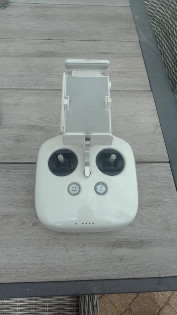 Dji Phanthom 4 pro controller zo goed als nieuw, Ophalen of Verzenden, Zo goed als nieuw, DJI