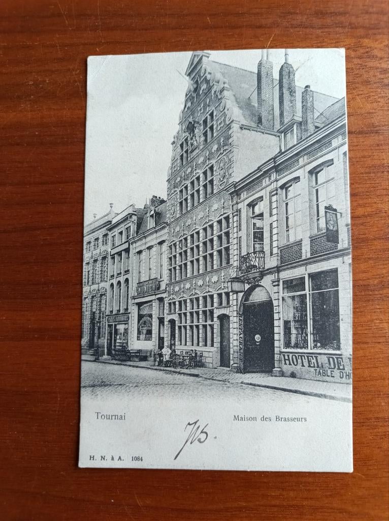 Maison des Brasseurs de Tournai, Collections, Enlèvement ou Envoi