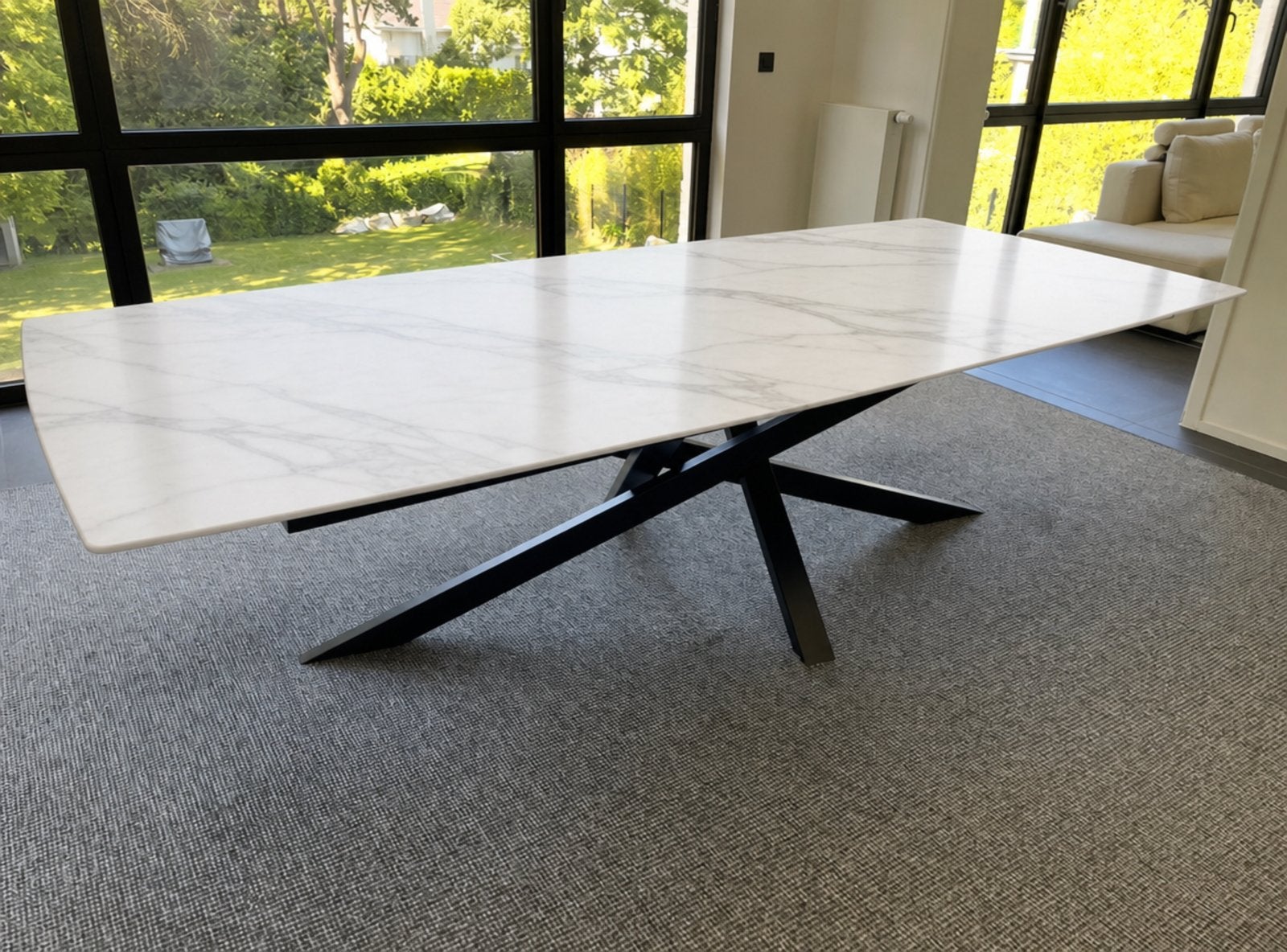 Eettafel in wit marmer 300 x 120 cm - Nieuwstaat, Huis en Inrichting, Tafels | Eettafels, Nieuw, 100 tot 150 cm, 200 cm of meer