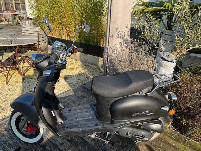 BROMMER 50cc, Fietsen en Brommers, Brommers | Crossbrommers, Zo goed als nieuw, Overige merken, Ophalen