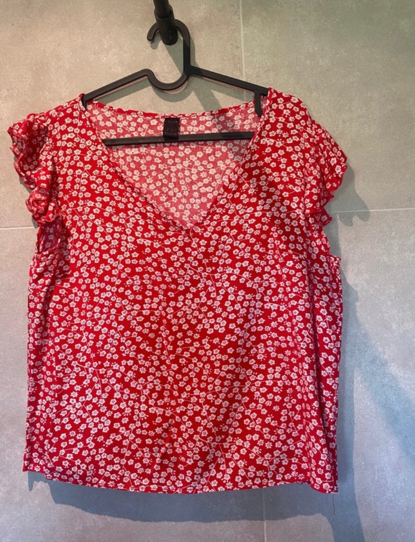Lot de 4 t-shirts femme taille M, Kleding | Dames, T-shirts, Maat 38/40 (M), Meerkleurig, Ophalen of Verzenden, Korte mouw