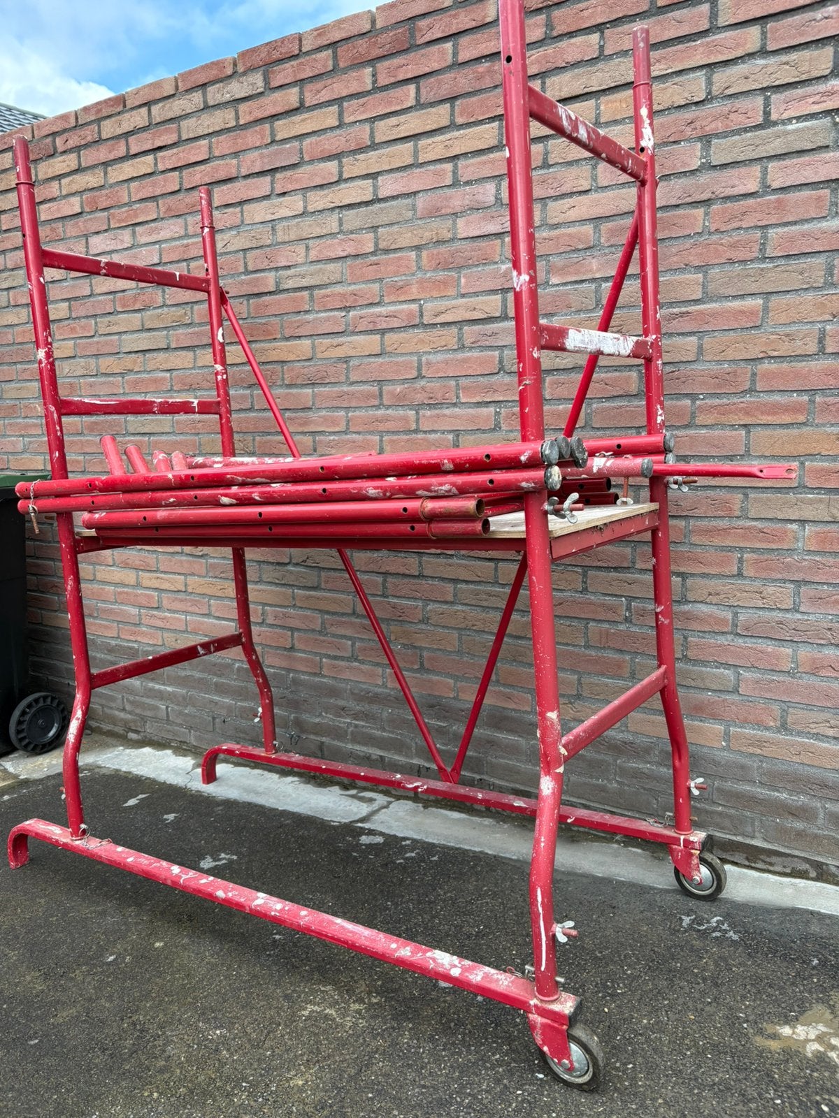Stelling tot 3 meter hoogte, Ophalen, Gebruikt, Rolsteiger of Kamersteiger, 2 tot 5 meter