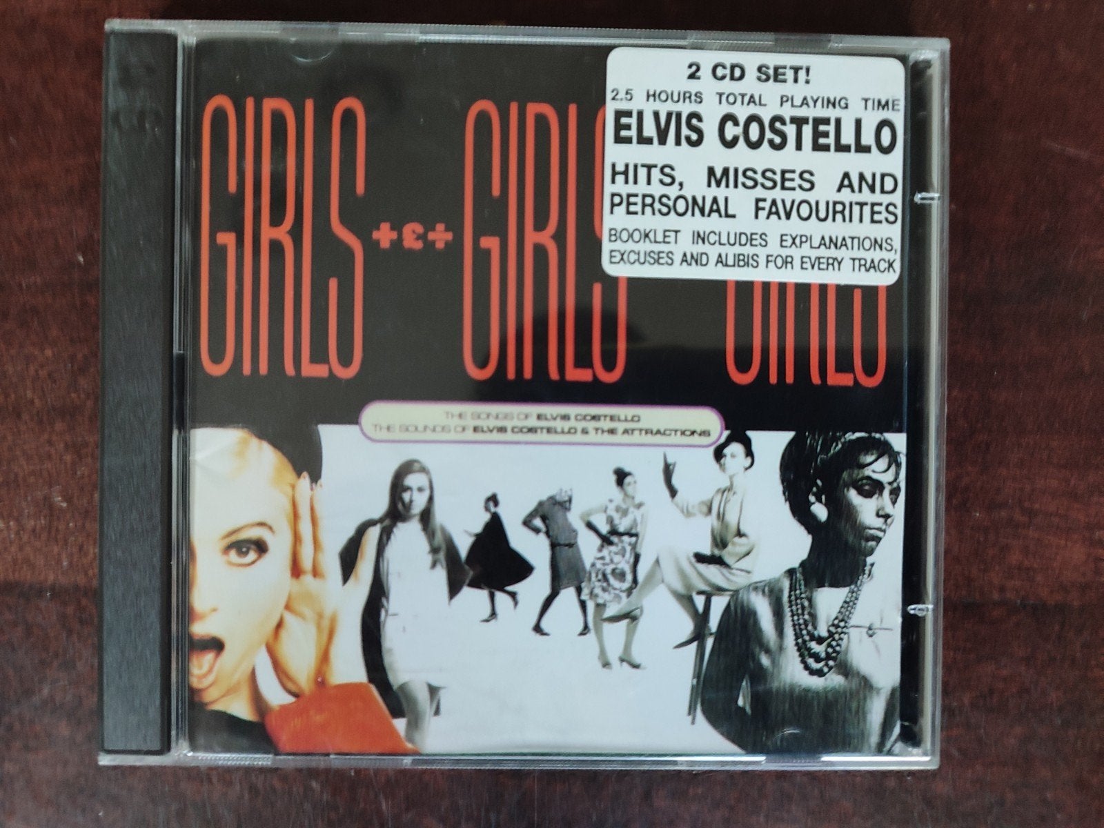 2-CD : ELVIS COSTELLO - GIRLS! GIRLS! GIRLS!  (BEST OF), Ophalen of Verzenden, Zo goed als nieuw