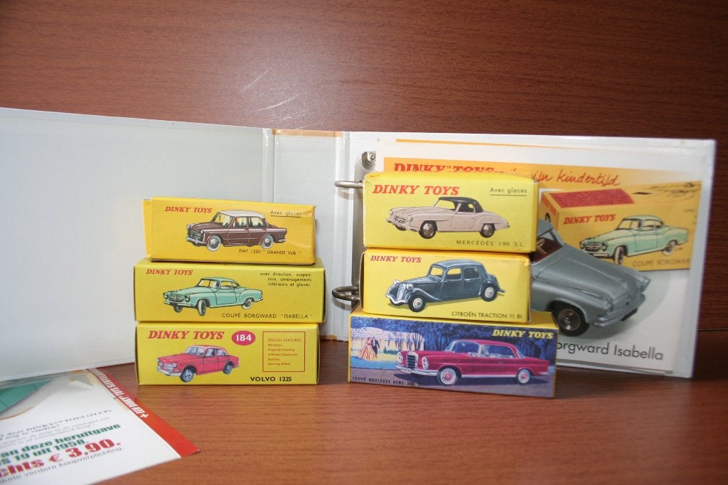 6x atlas dinky toys nieuwstaat, Hobby en Vrije tijd, Modelauto's | 1:43, Ophalen, Dinky Toys
