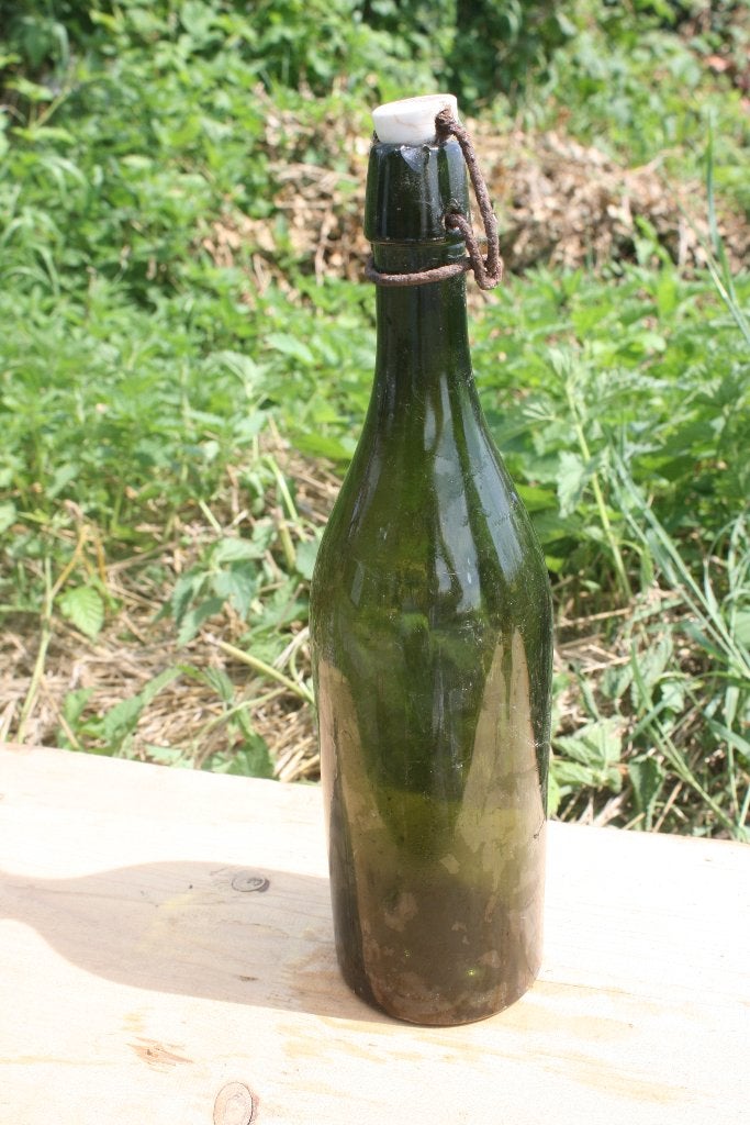 Brasserie 8 Haecht 75 Cl Céramique Estaminet, Collections, Marques de bière, Enlèvement ou Envoi