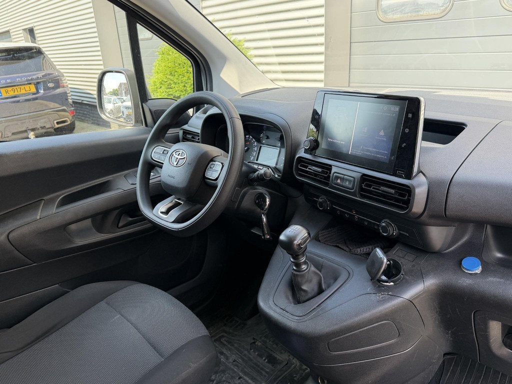 Toyota PROACE CITY 1.2 Turbo Live | Navigatie | Carplay | Ai, Auto's, Voorwielaandrijving, 4 deurs, Stof, Gebruikt