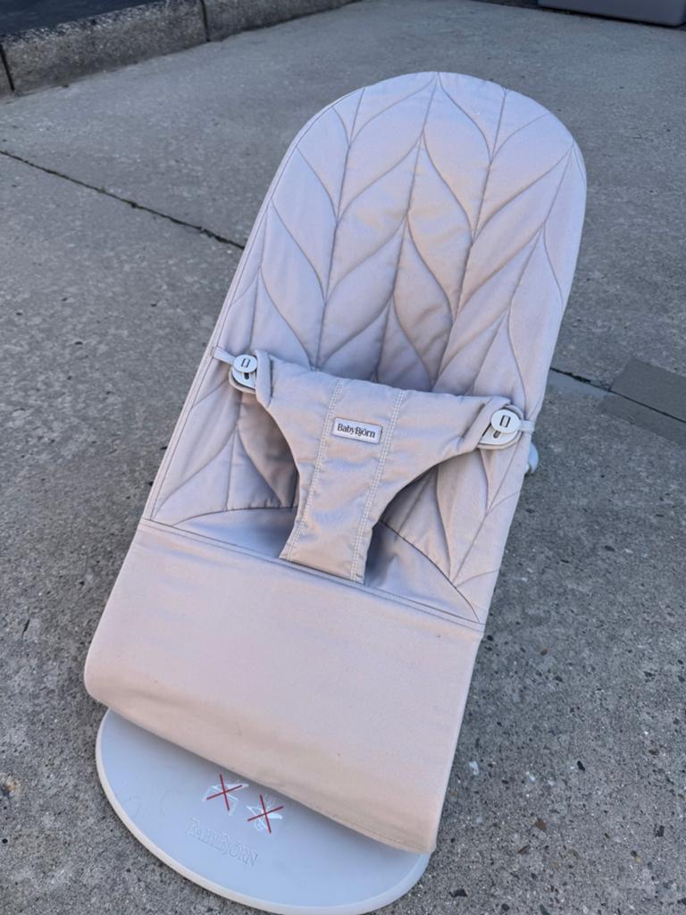 Babybjorn nieuwe wipstoel, Kinderen en Baby's, Ophalen, Zo goed als nieuw, Wipstoel