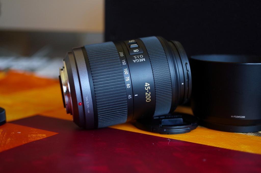 Zoom Panasonic Vario G 45-200 mm, Enlèvement ou Envoi