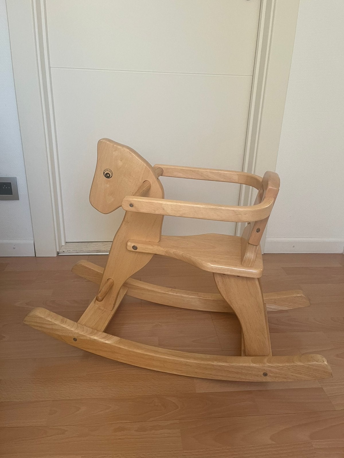 Houten schommelpaard van In Den Olifant 40 eu, Enlèvement, Comme neuf