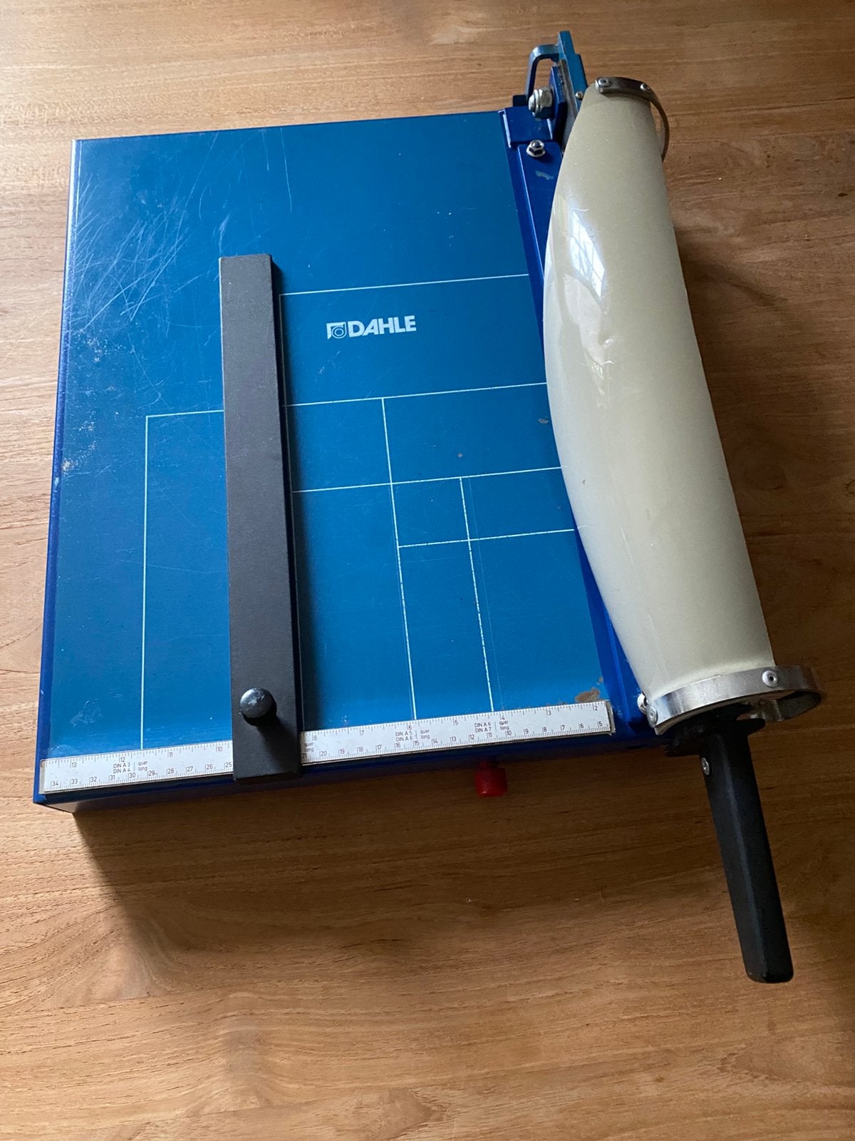 Dahle 565 guillotine, Diversen, Ophalen, Zo goed als nieuw