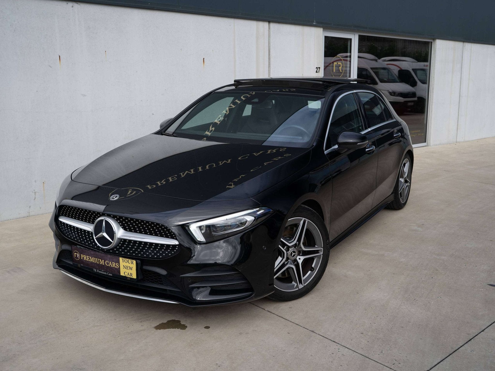 Mercedes-Benz A-Klasse 250 4-Matic l AMG Line l Pano l Keyle, Auto's, 4 deurs, Gebruikt, 4 cilinders, Zwart