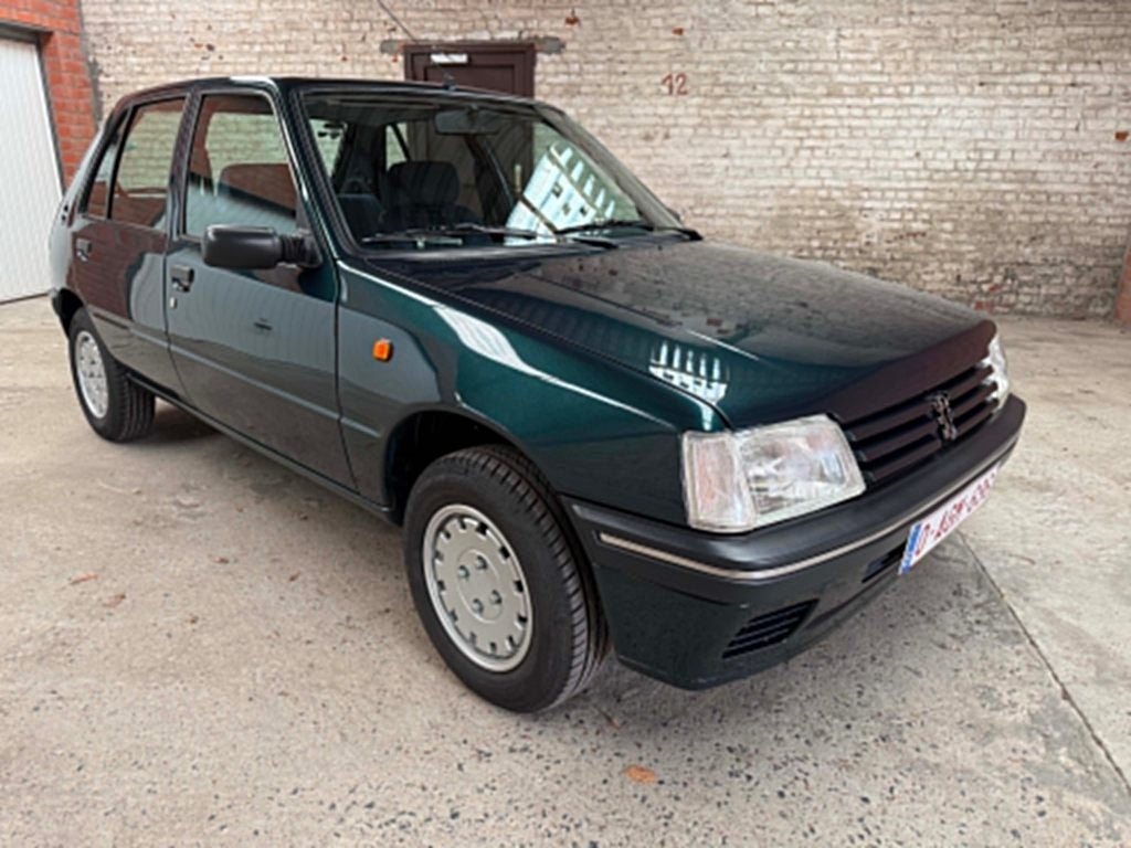 Peugeot 205 Forever, Auto's, Voorwielaandrijving, Stof, Handgeschakeld, 5 deurs