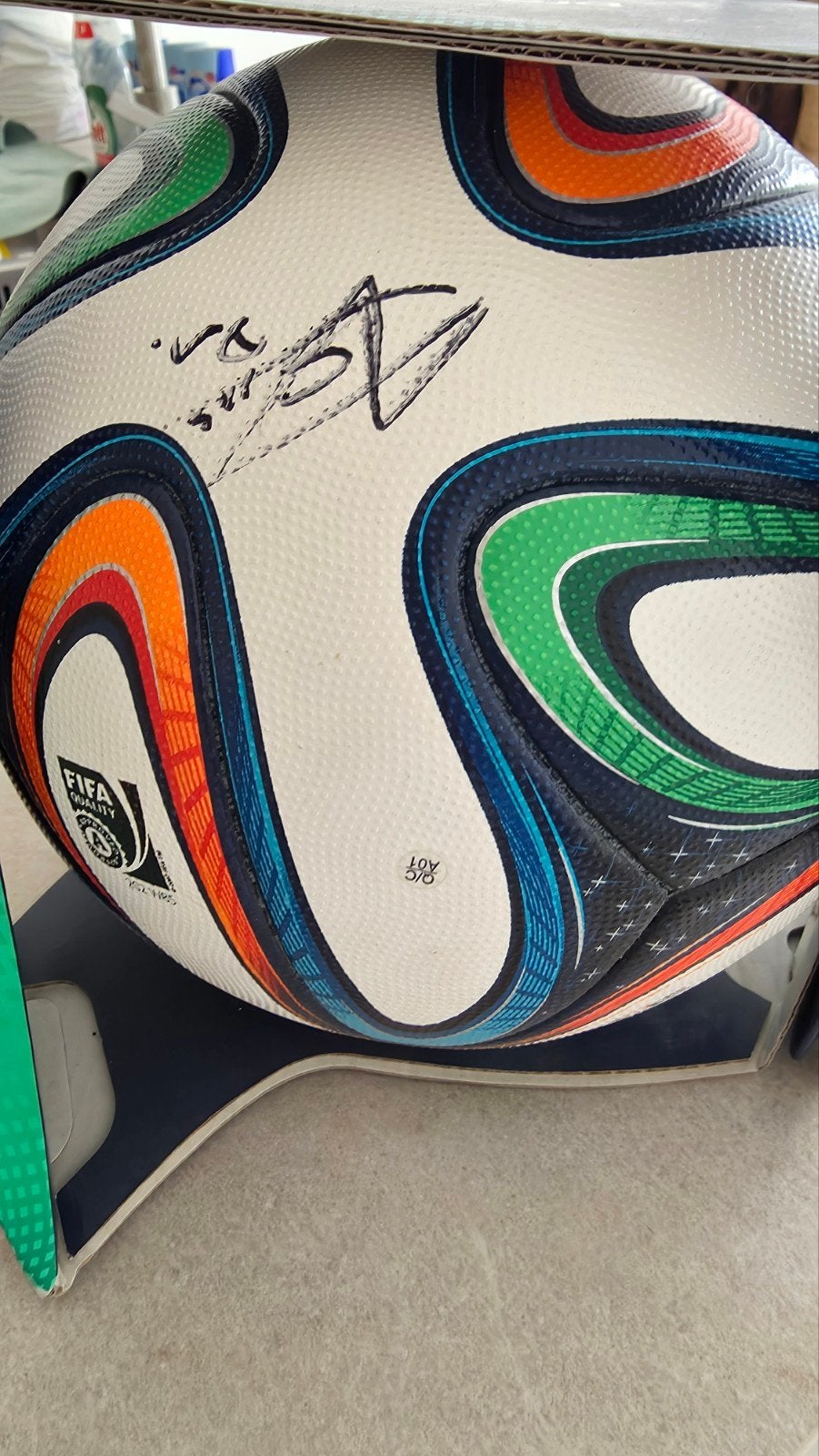 WK BRAZUCA GETEKEND ALDERWERELD EN ANDERE ADIDAS MATCHBAL, Sport en Fitness, Ophalen