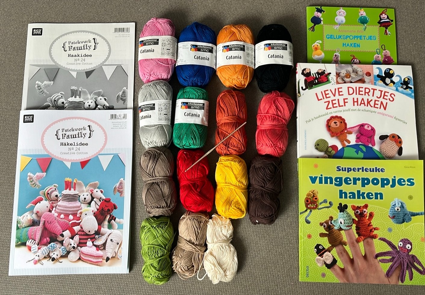 Complete Amigurumi Haakset (wol, haalnaald, boekjes), Ophalen, Zo goed als nieuw, Haken